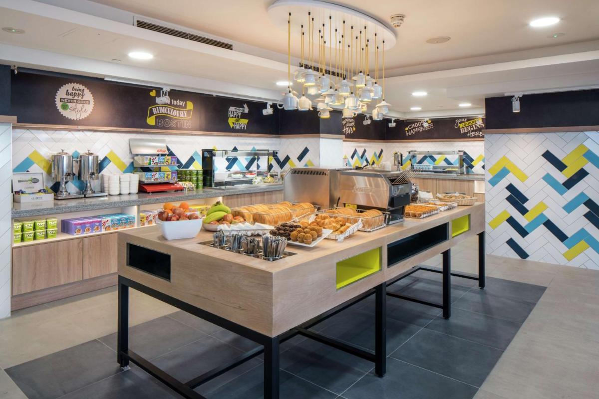 Hampton by Hilton Birmingham Broad Street - Housity