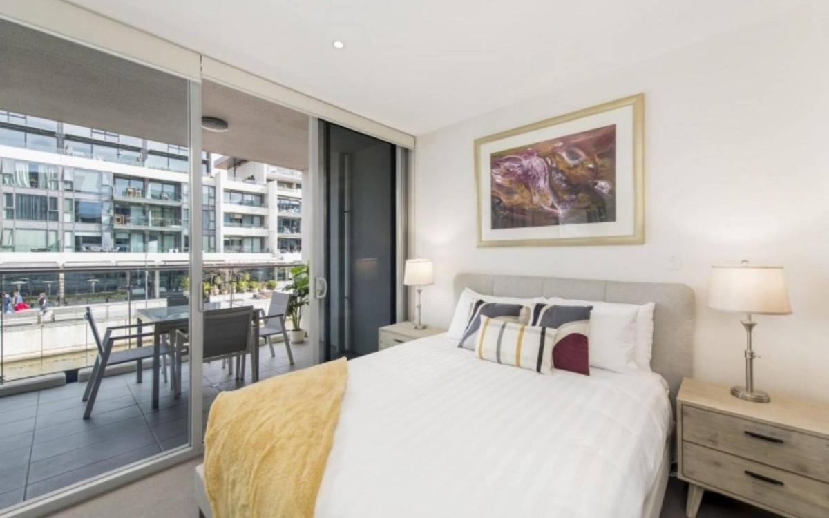 Suitetrails - Lakefront Apartments Kingston ACT