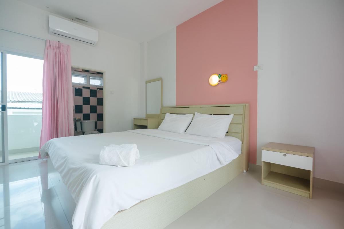 รีสอร์ท เรือนชมดาว - Housity
