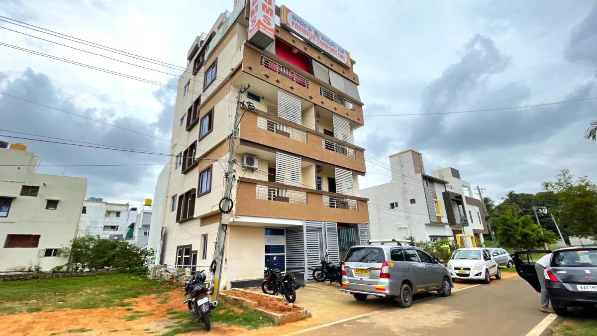 STAYMAKER Parvathi Comforts - Housity