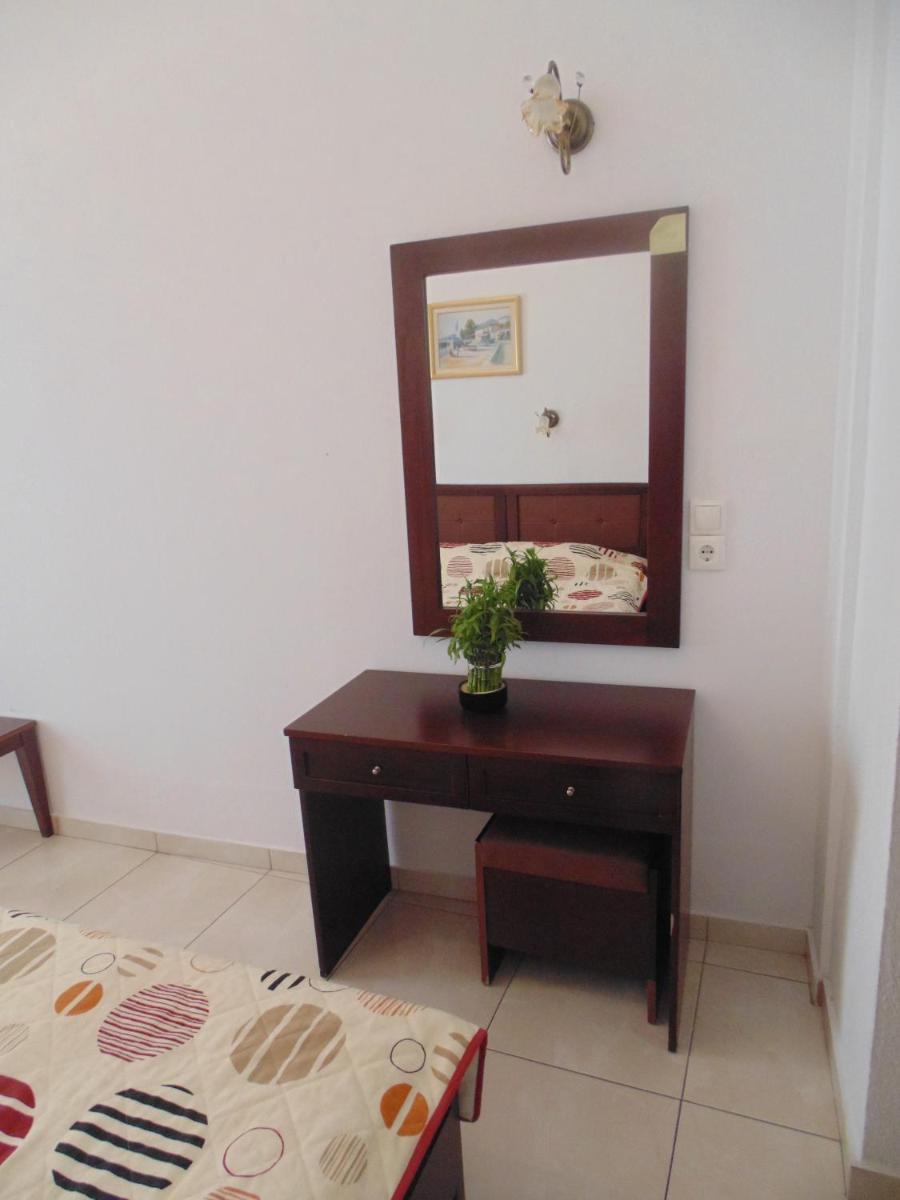 Maria Studios - Housity
