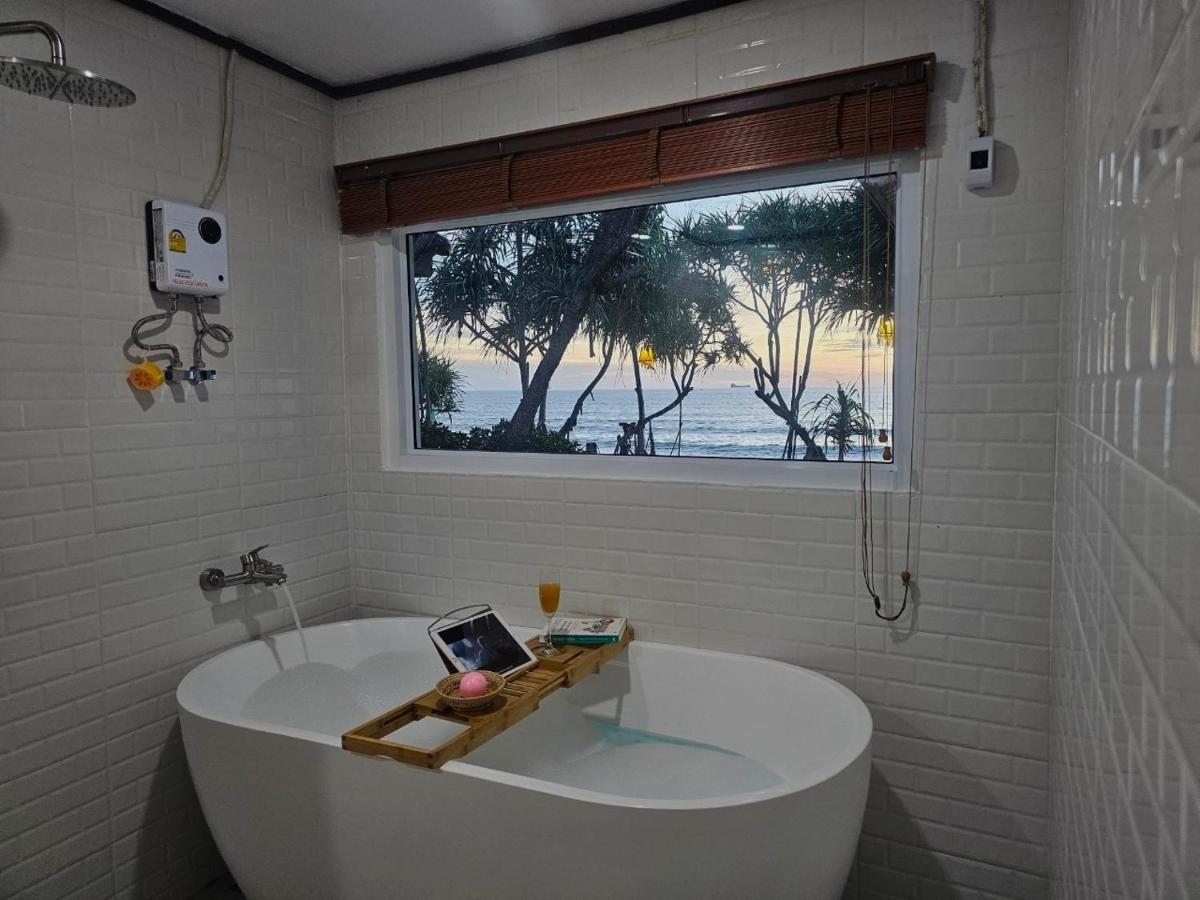 Lanta Nice Beach Resort - SHA Extra Plus - Housity