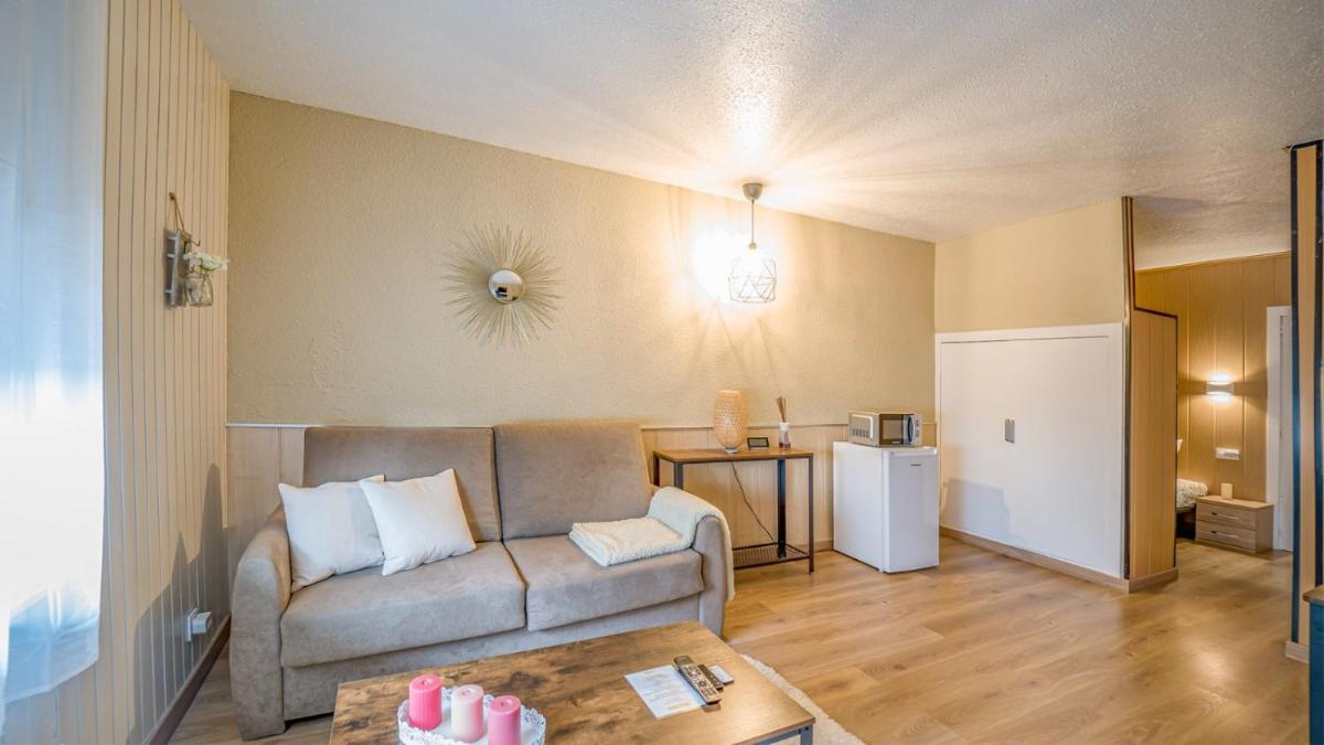 Studio Cosy au Pied des Pistes - Vacances au Ski LP103 - Housity
