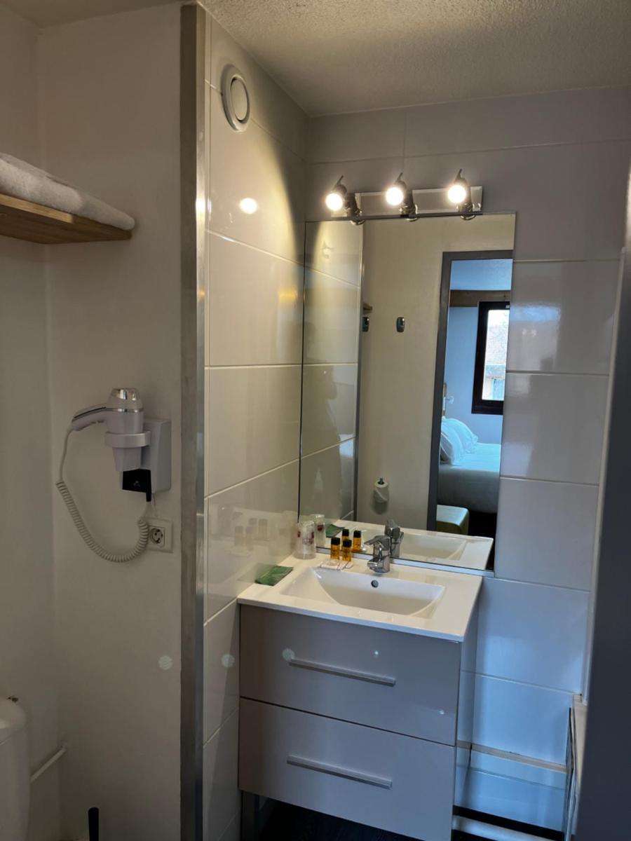 Salle de bains dans l'établissement Sure Hotel by Best Western Annecy