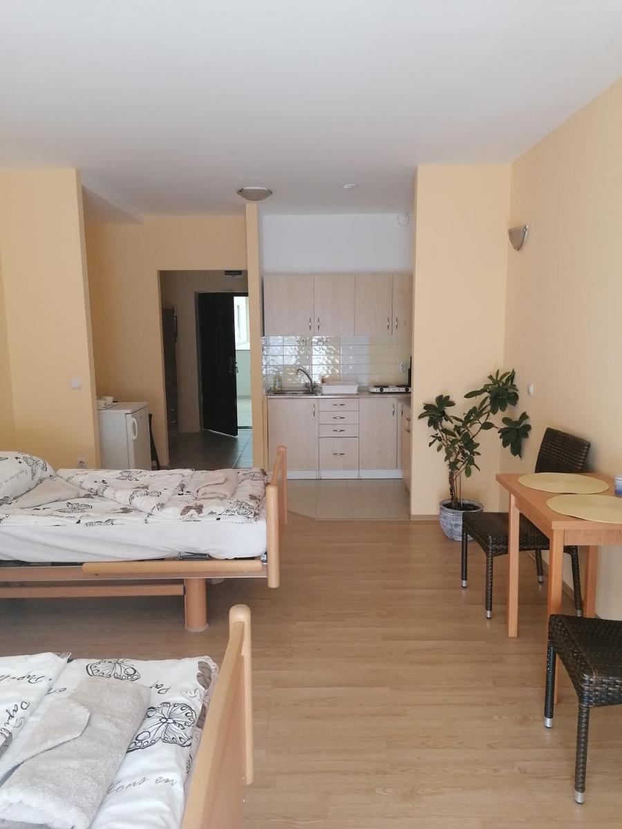 Gesztenyeliget Apartmanház - Housity