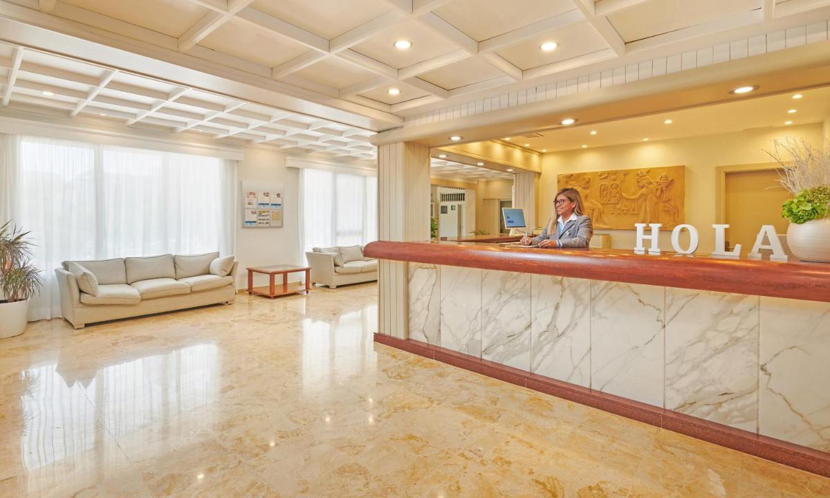 El vestíbulo o zona de recepción de Grupotel Nilo & Spa