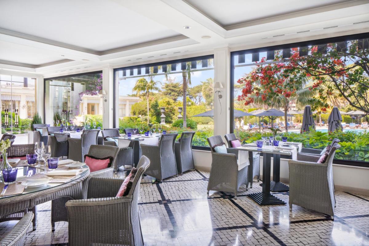 Uma área de estar em Palácio Estoril Hotel, Golf & Wellness