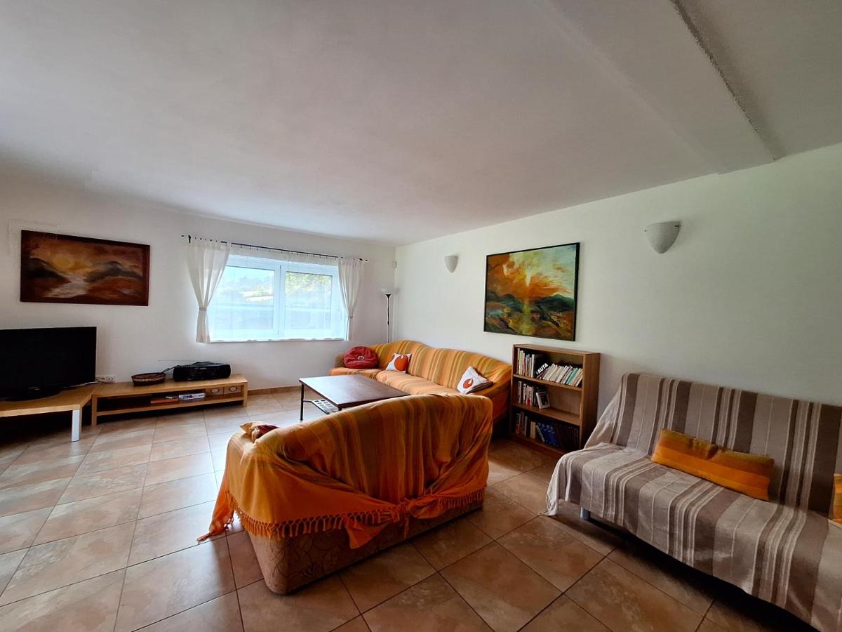 BARACEK - Housity