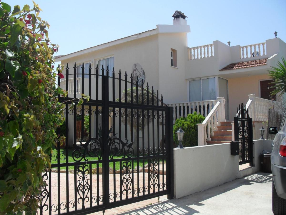 Villa Theodora - Hizvo