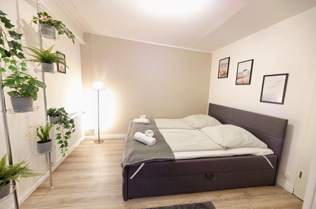 Peaceful City Garden Apartment - Hizvo