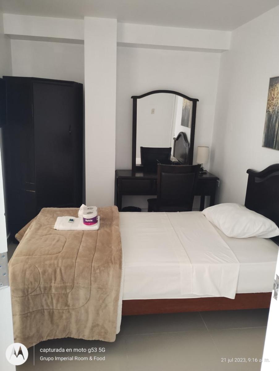 HOTEL IMPERIAL - Housity