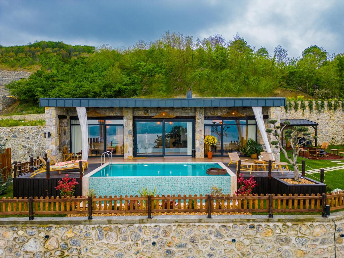 Mjoraste Sapanca Boutique Villas - Housity