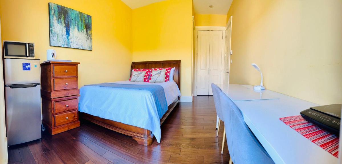 Quiet Room in Richmond - Housity