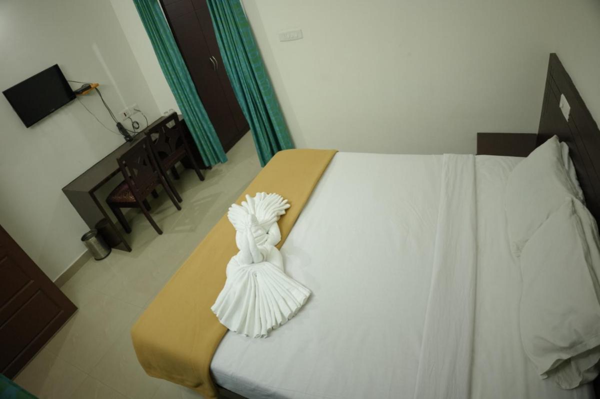 Padmatheertham Inn - Housity