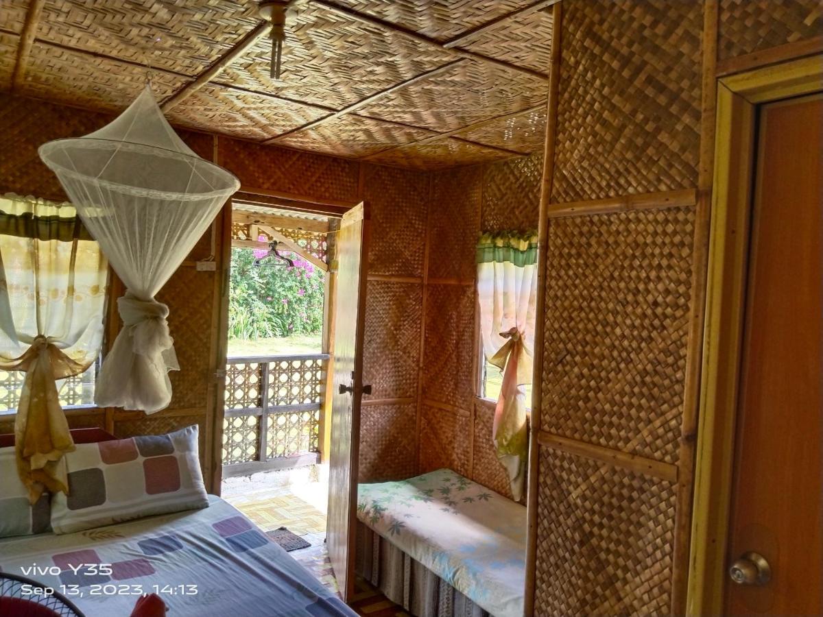 Shirley's Cottage - Pamilacan Island - Housity