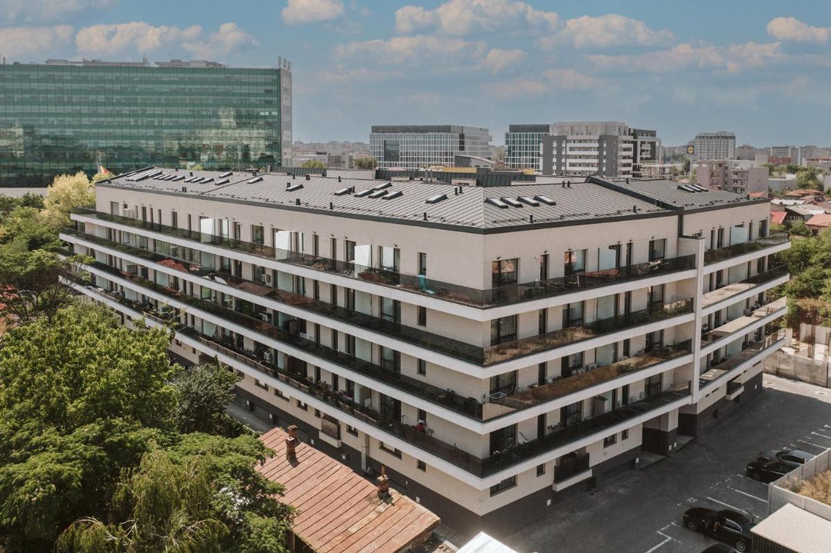 DEC Apartments - Housity