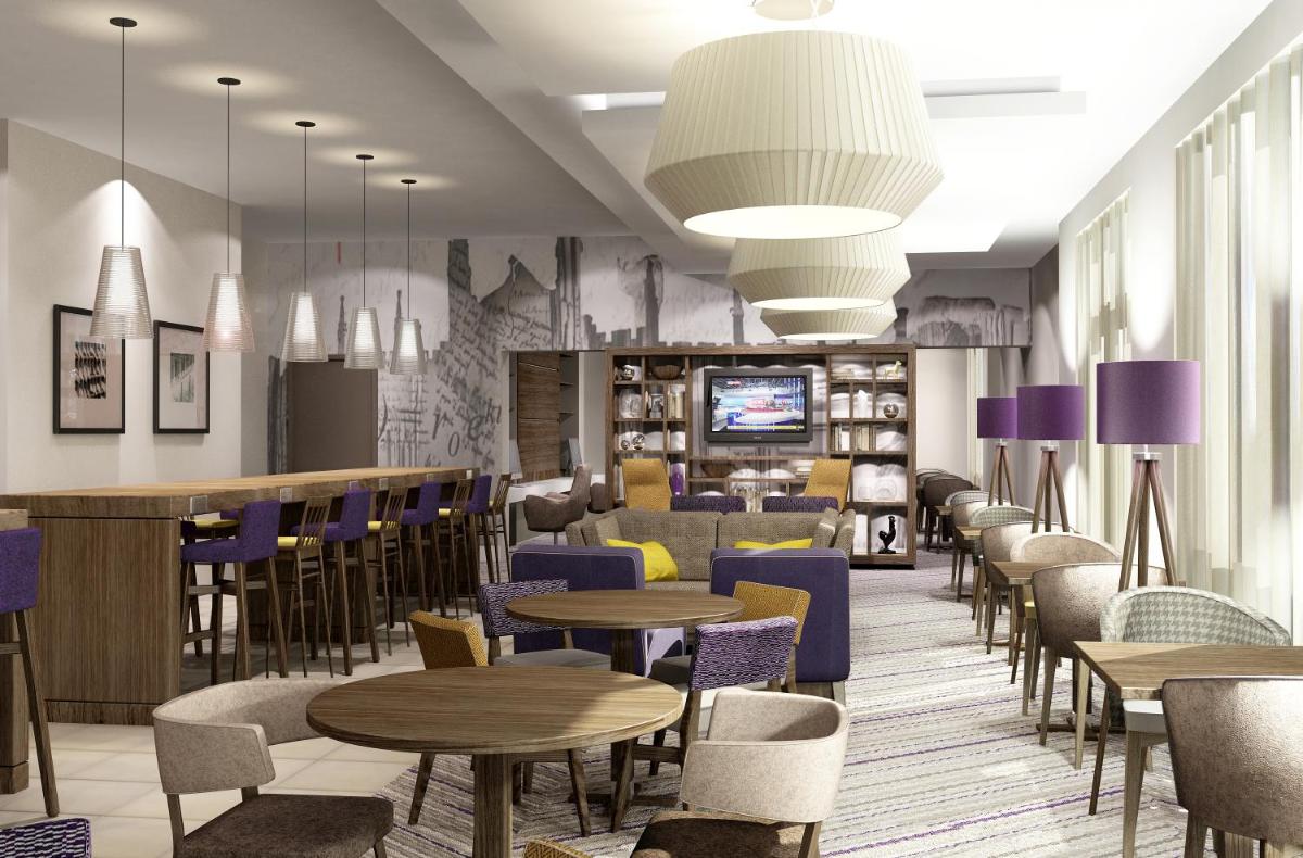 Hampton by Hilton Oxford - Housity