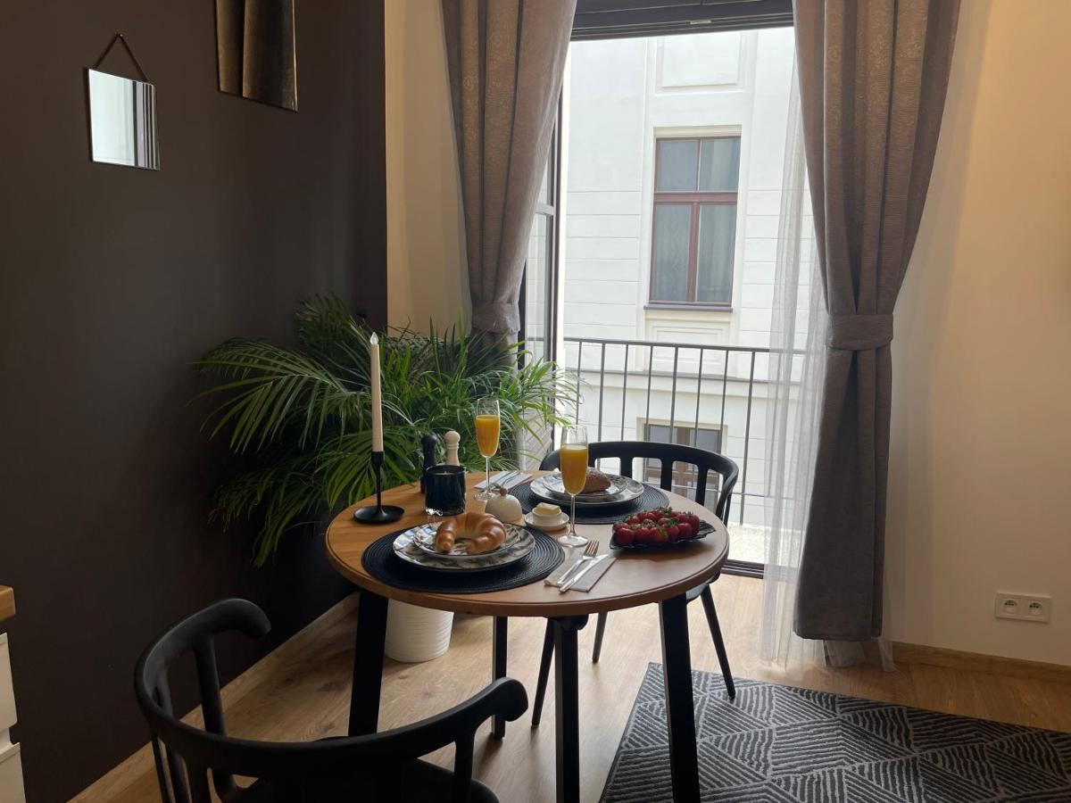 Suitetrails - Piotrkowska Studio Apartments