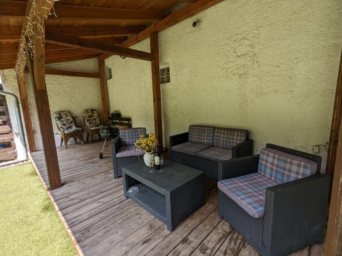 Rekreační dům KRKONOŠE - Ubytování - Holidayhome Lampertice - Housity