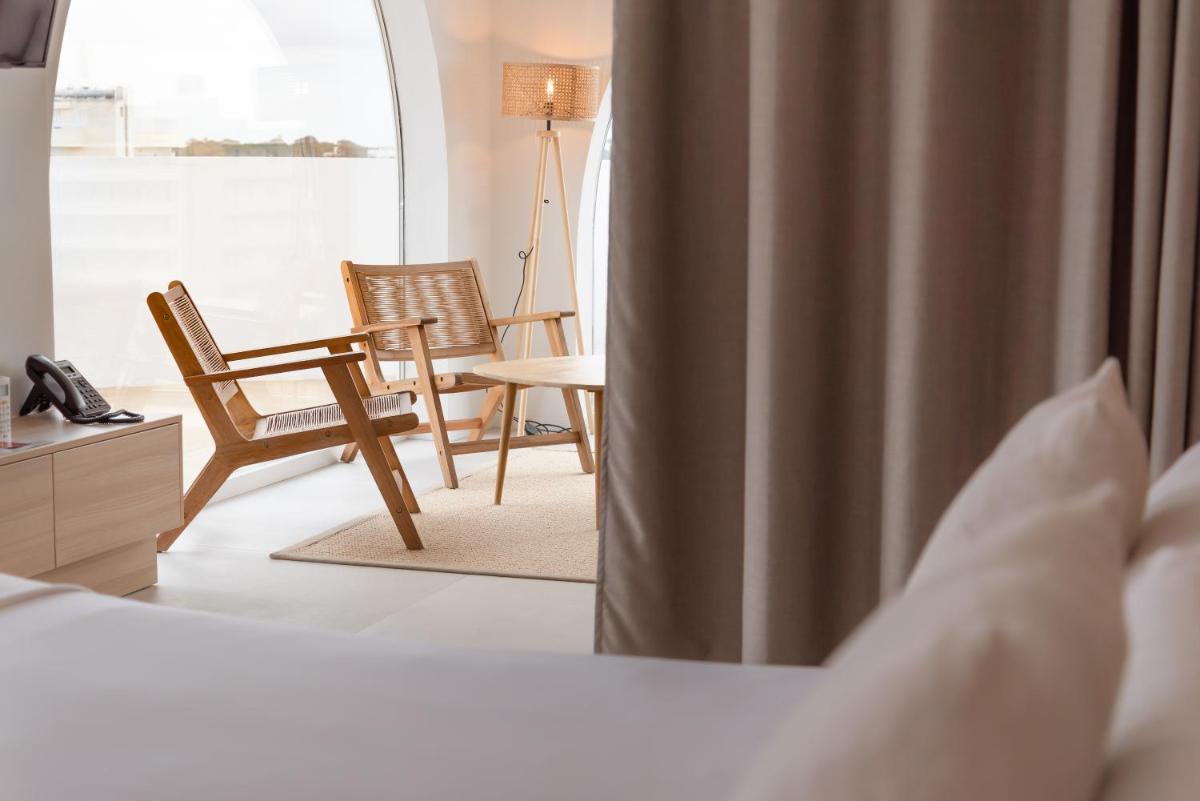 Cama o camas de una habitación en Portomar Apartments - 4-Star Superior Hotel