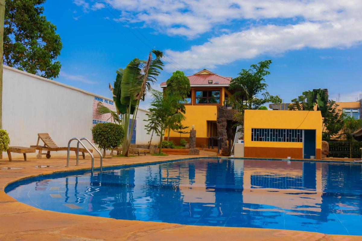 Suitetrails - Maanet Gardens Hotel