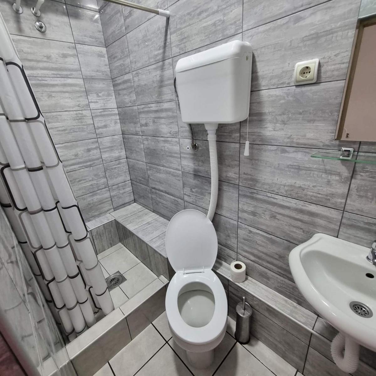 Family Apartmani Le - Hizvo