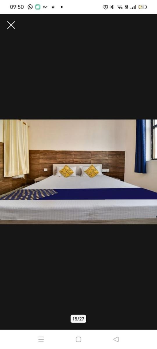 OYO Hotel Crown Plaza - Housity