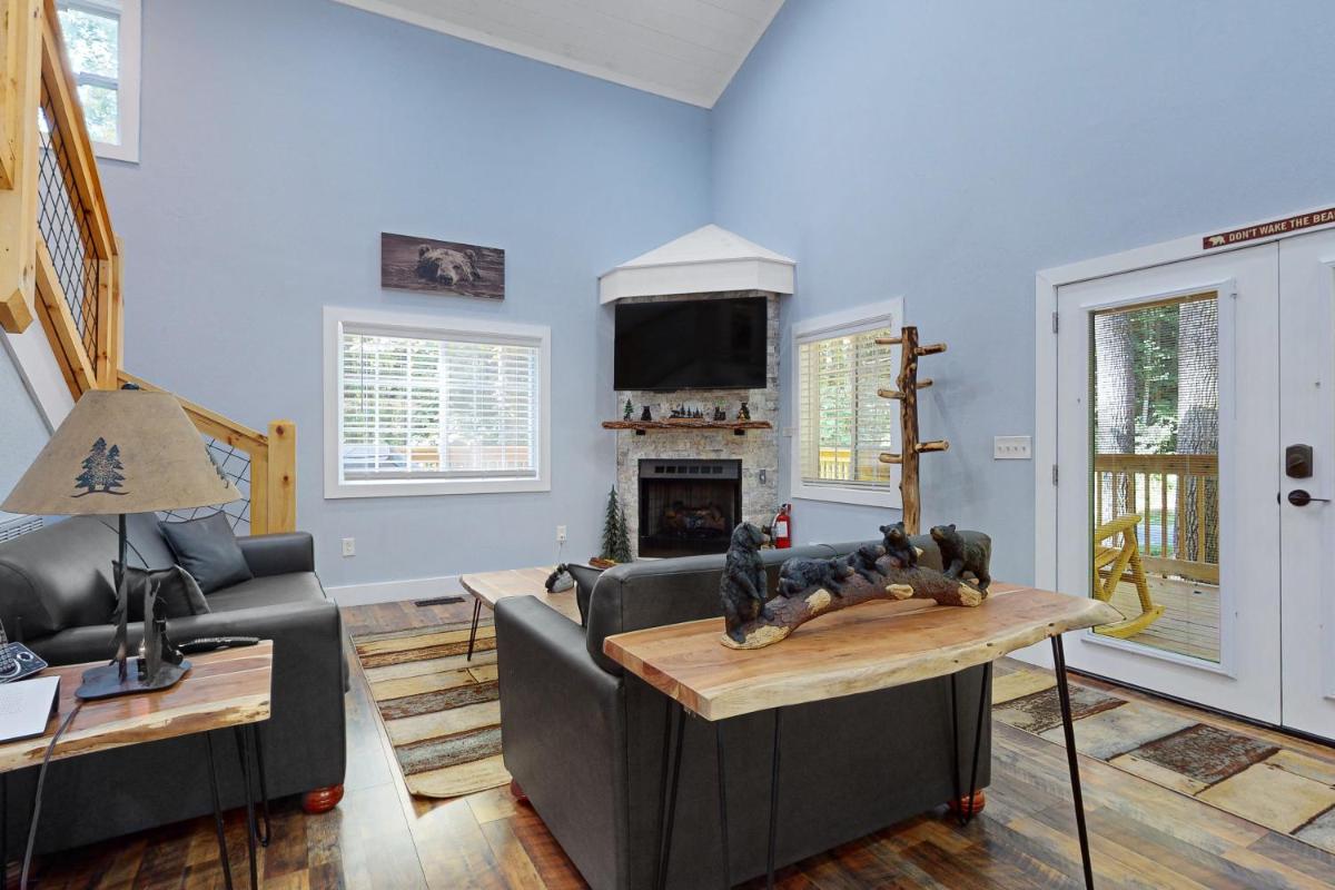 Serenity Cabin - Housity
