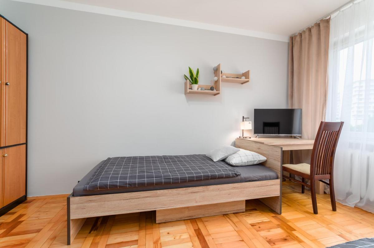 Two Bedrooms Apartment FAKTURA FAST CHECK-IN 24H - Housity