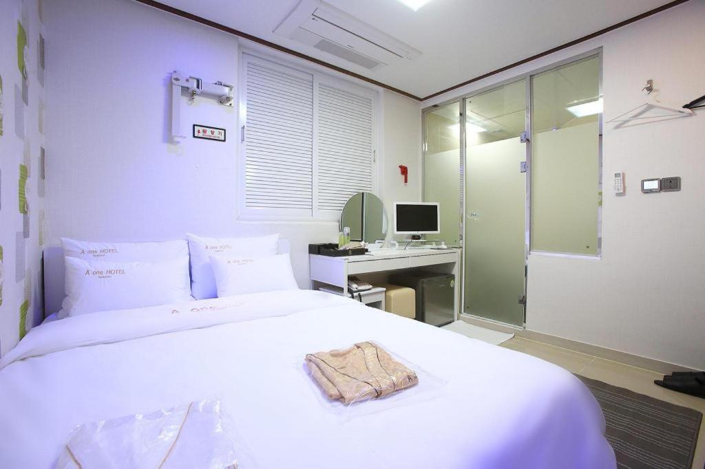 Itaewon A One Hotel - Housity