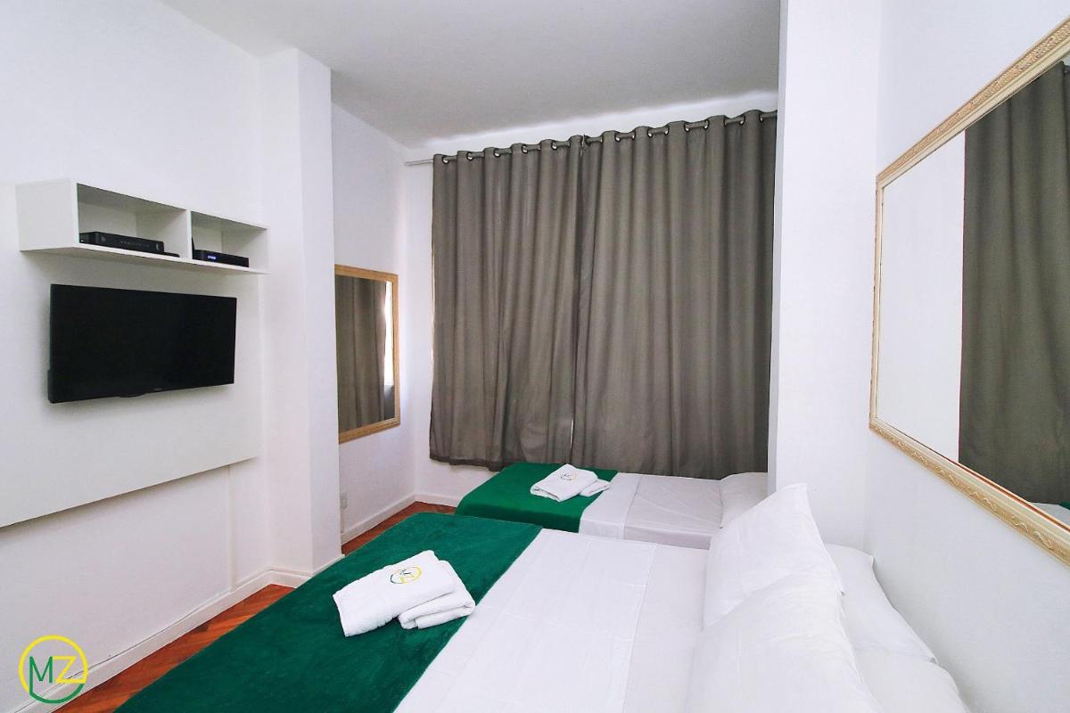 Studio muito economico p/ 3 pessoas em Copacabana - Housity