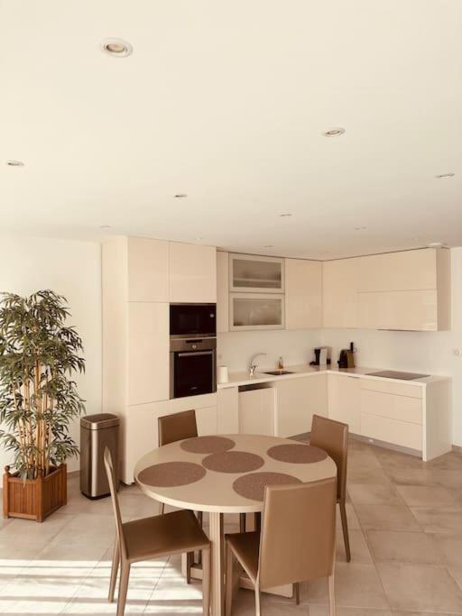 Grand appartement lumineux cosy - Housity