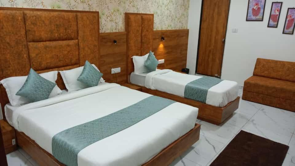 Hotel Lemon - Housity