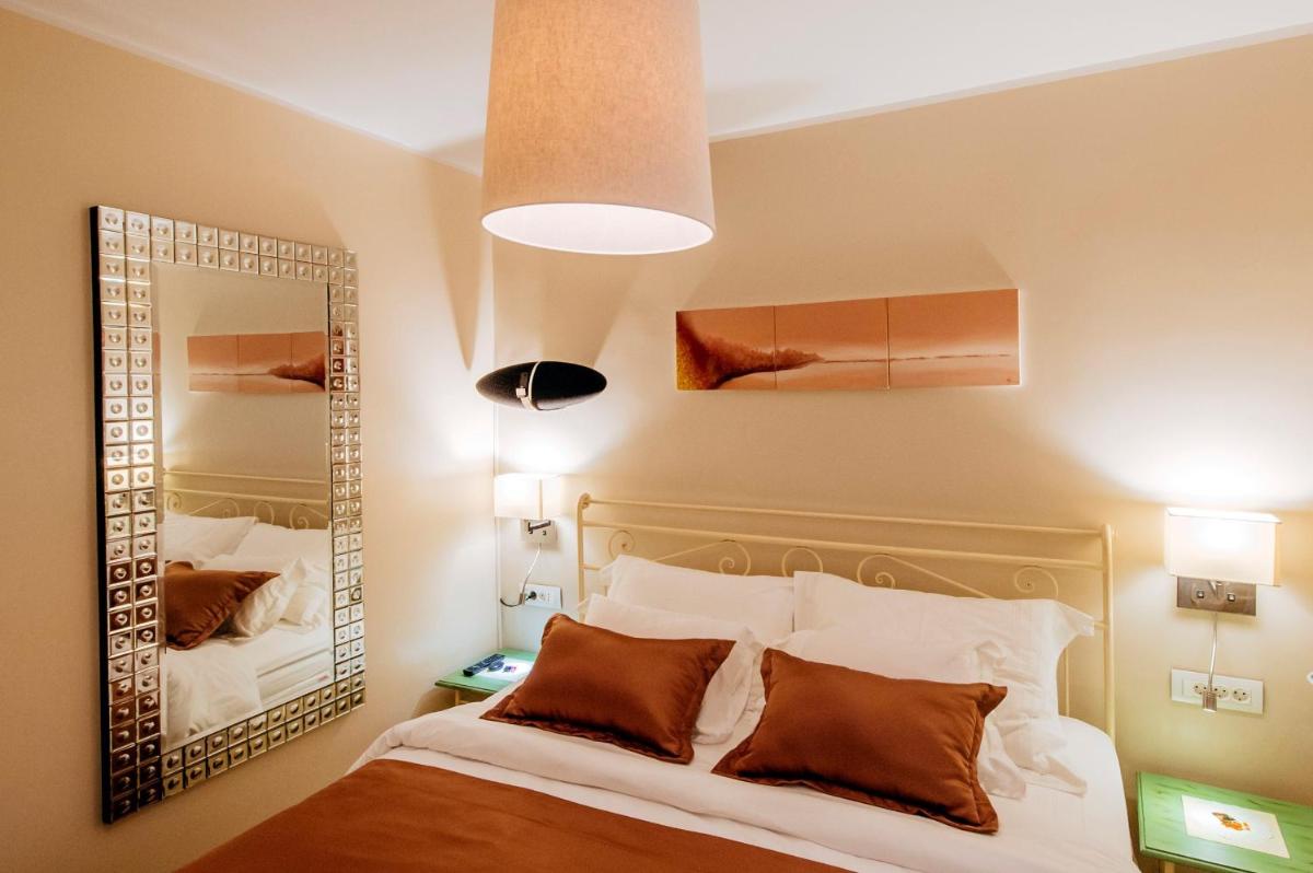Suites One - Housity