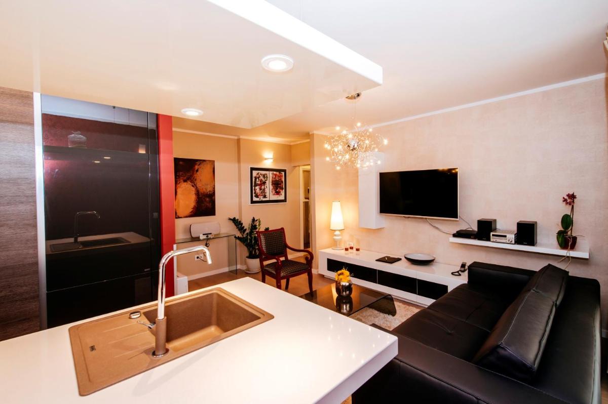 Suites One - Housity