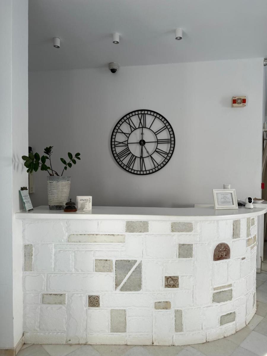 Suitetrails - Artemis Hotel