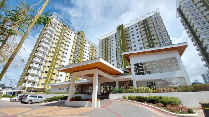 Casa de Gomez at Mesaverte Residences - Housity