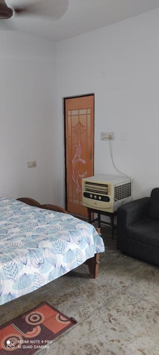 Double Bedroom in Homestay - Housity