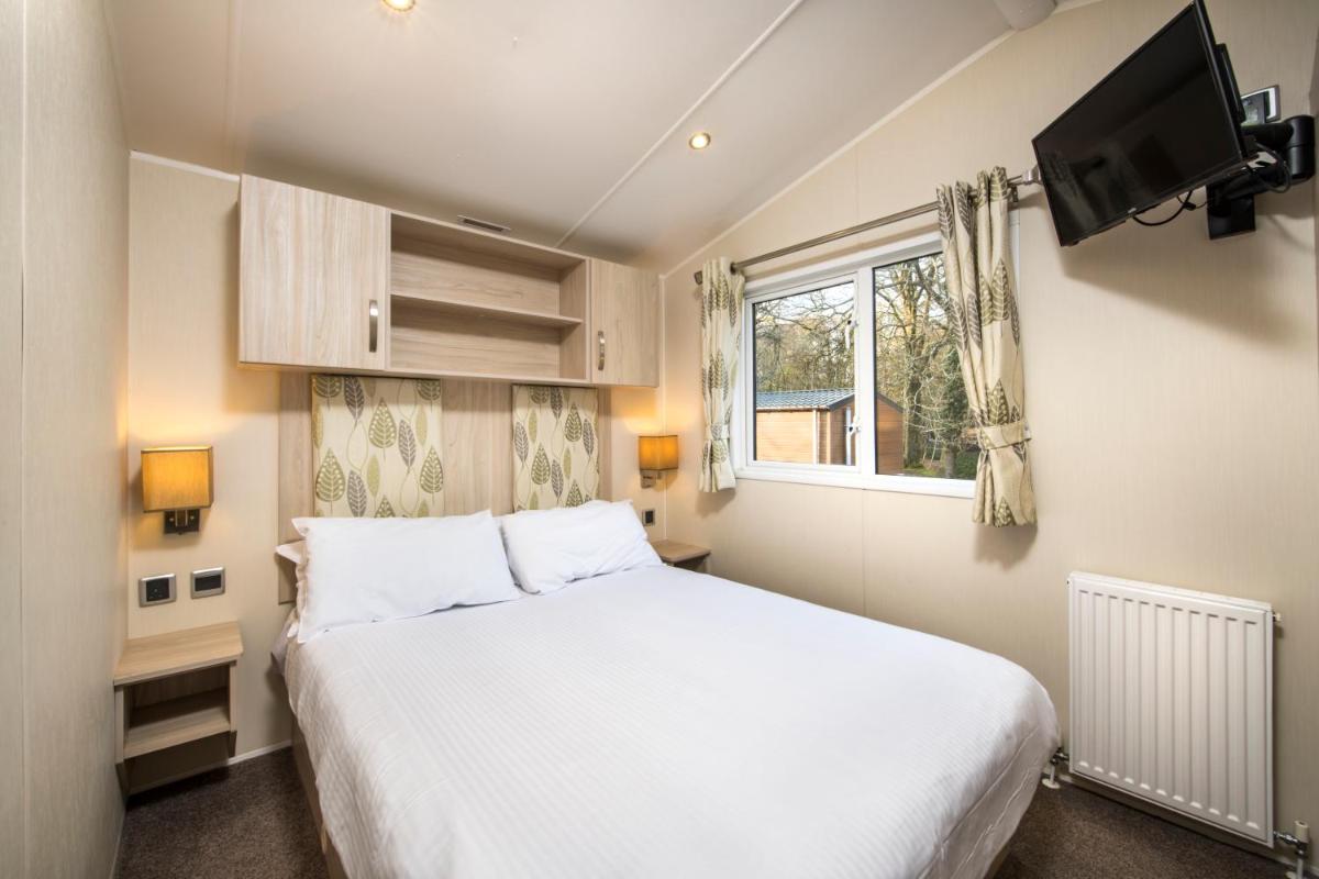 St. Ives Holiday Village - Housity