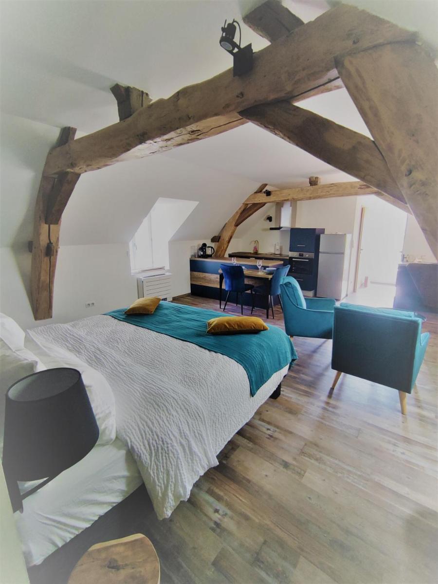 Room in House - undefined - Housity