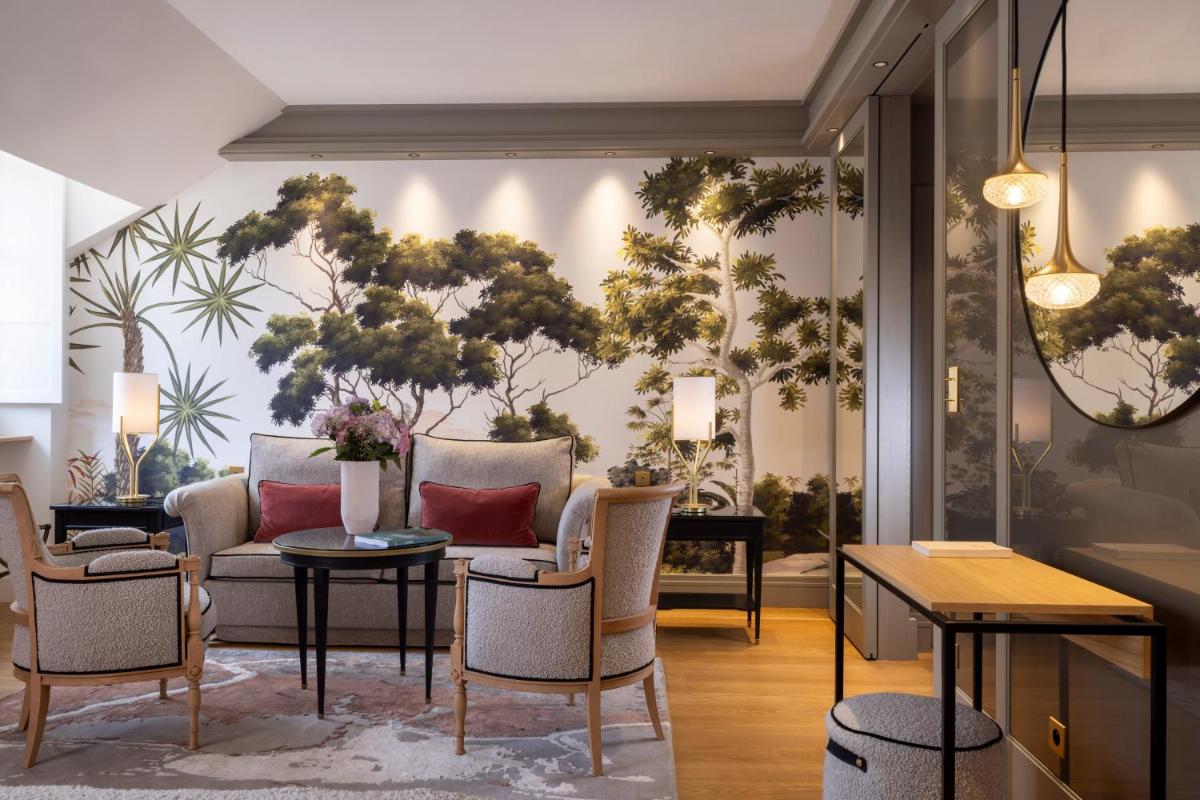 Coin salon dans l'établissement Hôtel & Spa de La Bretesche