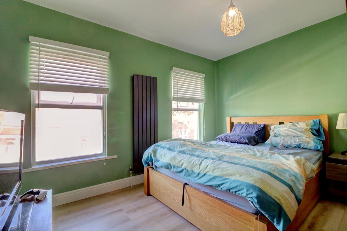 Davis Street - Housity