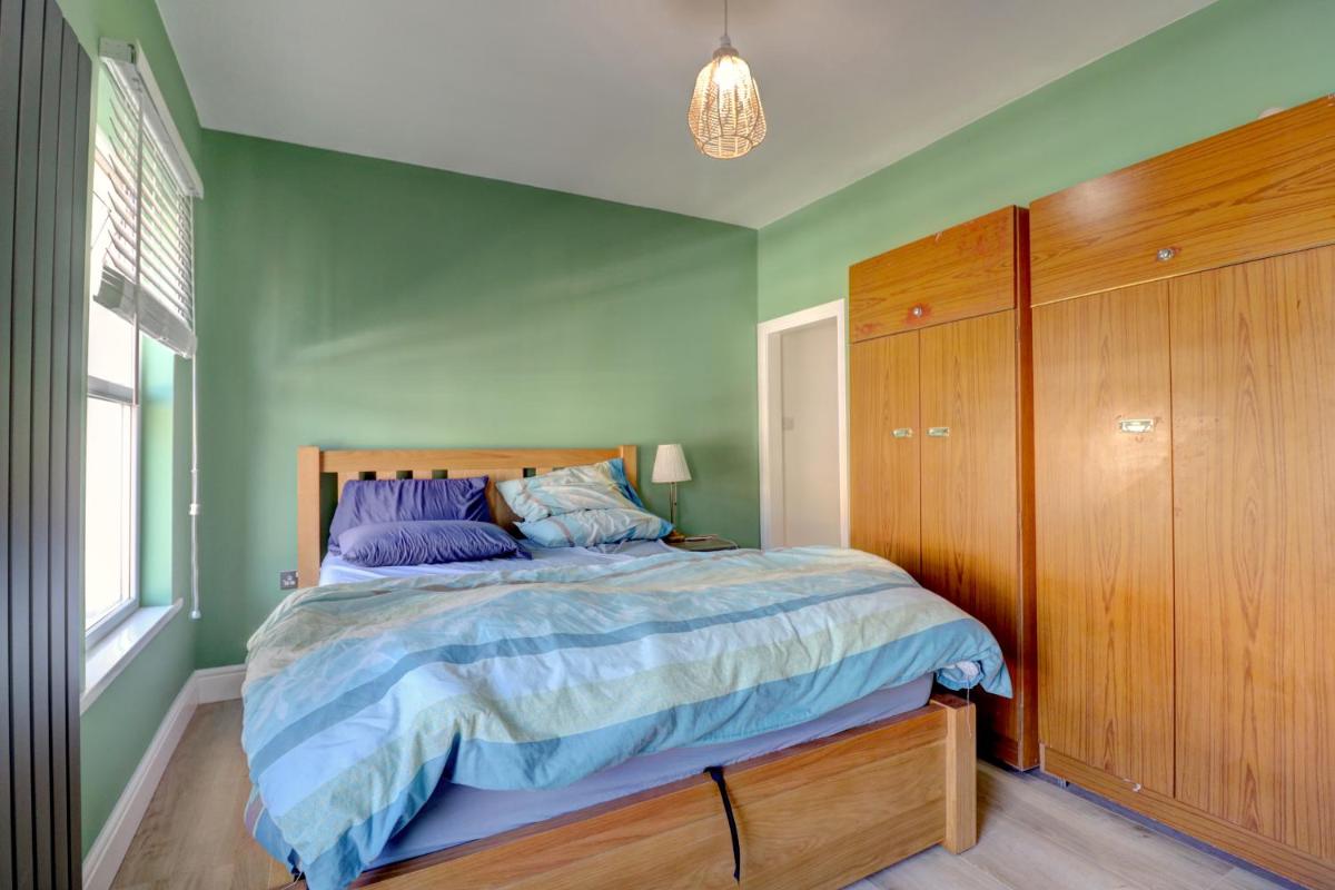 Davis Street - Housity