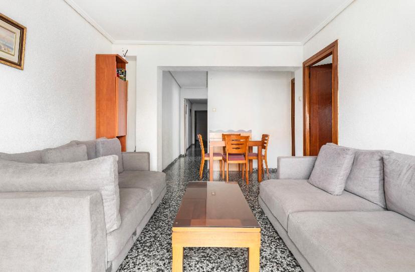 Private room in shared apartment - Housity