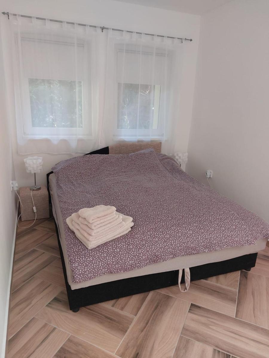 Szépasszonyvölgy Apartman - Housity