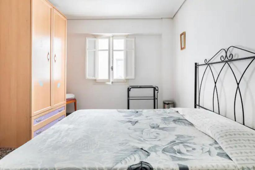 Private room in shared apartment - Housity