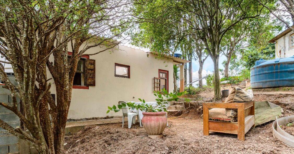 Casa completa em Santana de Parnaíba - Housity
