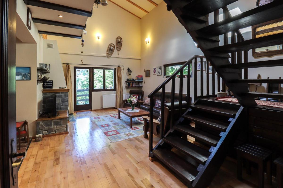 Mountain Family Chalet on Prahova Valley - Housity
