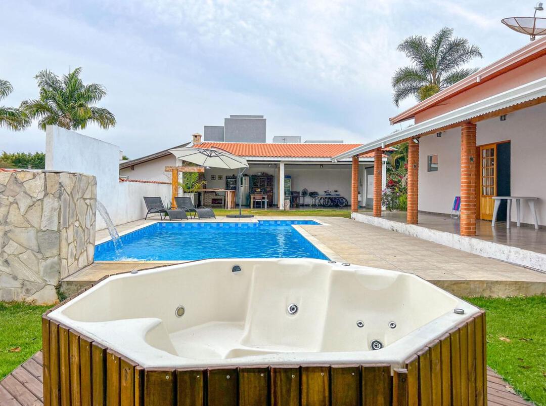 Chacara com lazer completo e Wi-Fi em Ipero SP - Housity