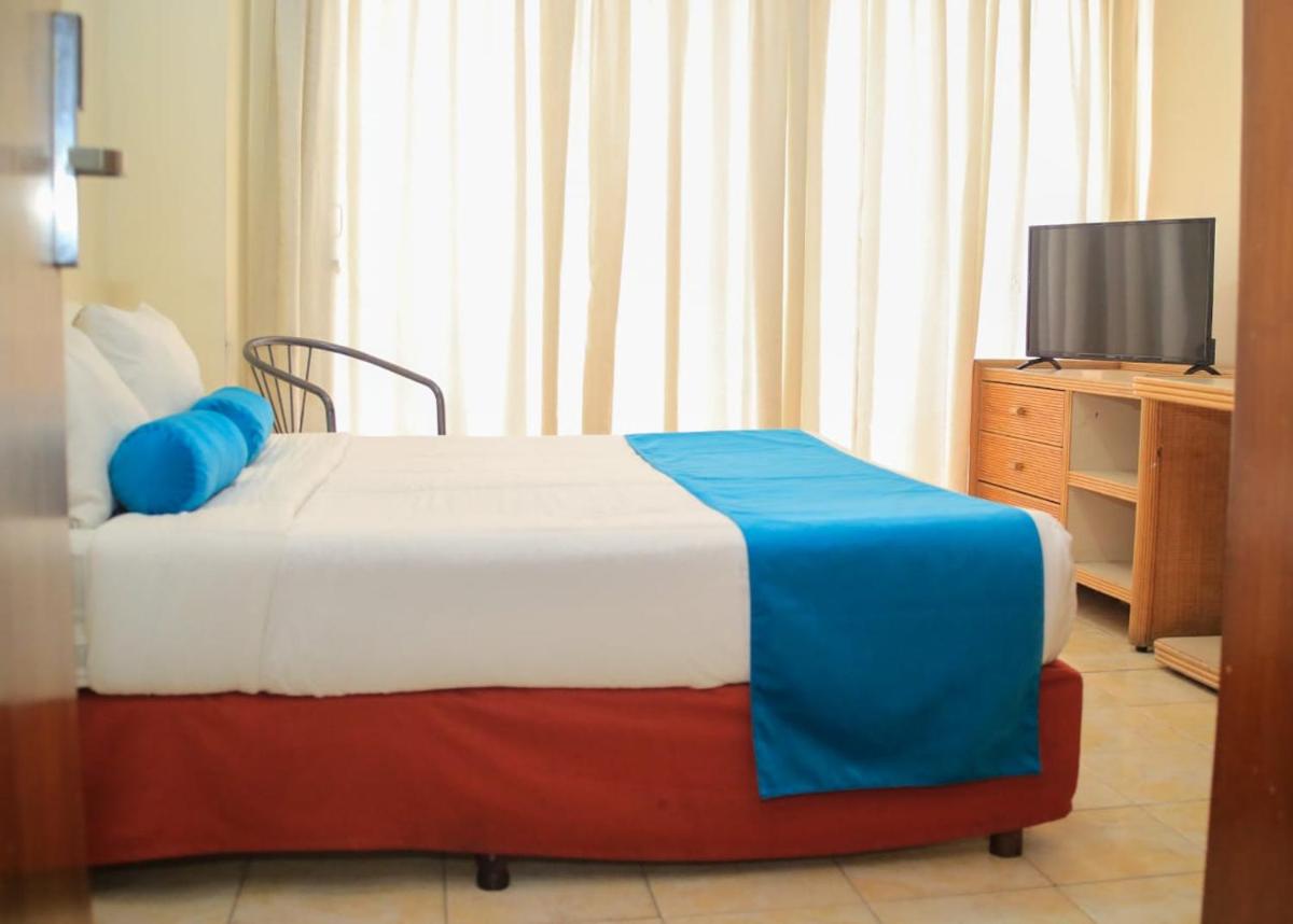 Hotel Crillon - Housity